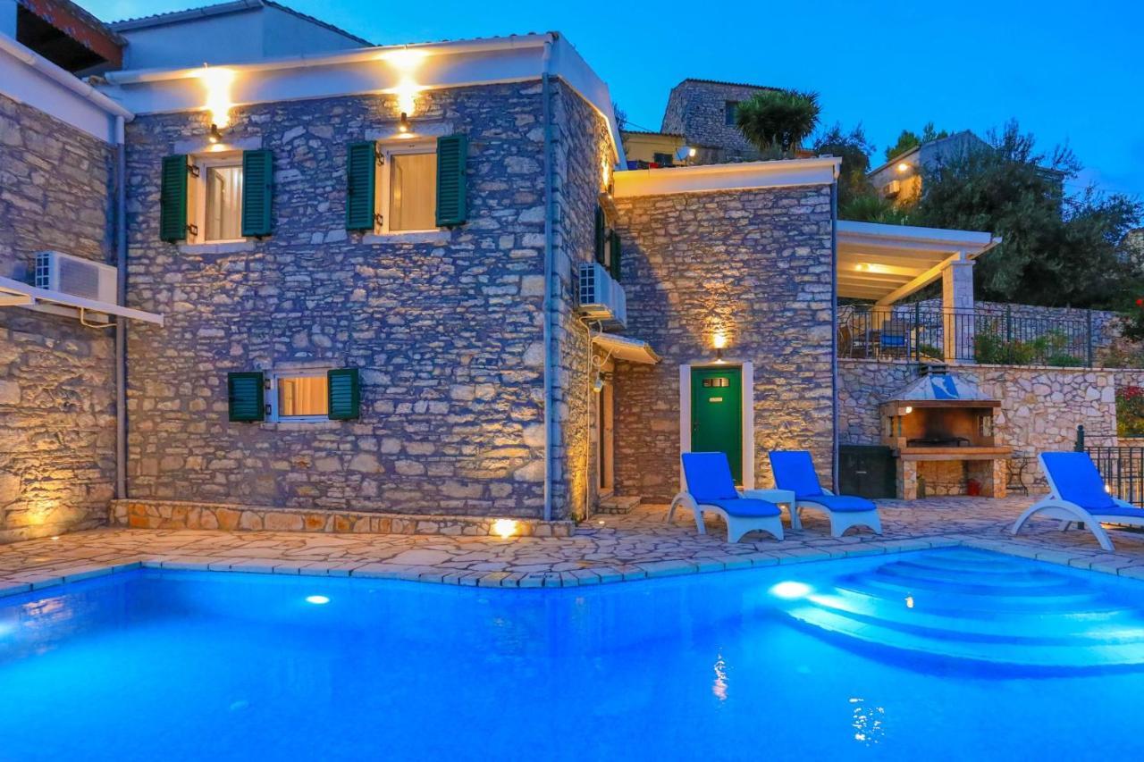 Villa Regina: Above Agni, Superb Views And Pool Kavalleraina Exterior foto