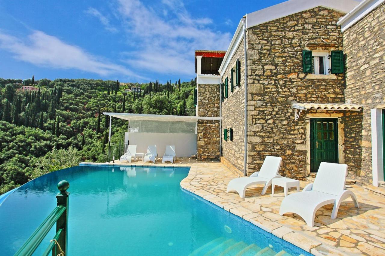 Villa Regina: Above Agni, Superb Views And Pool Kavalleraina Exterior foto