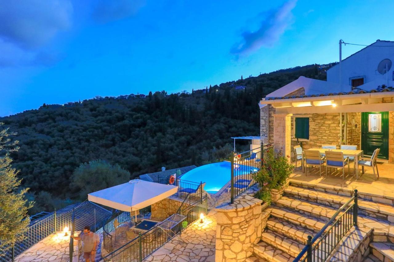 Villa Regina: Above Agni, Superb Views And Pool Kavalleraina Exterior foto