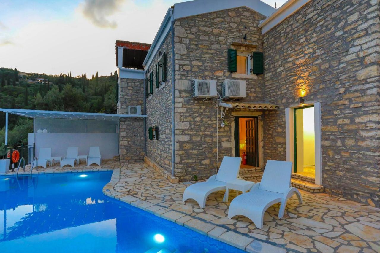 Villa Regina: Above Agni, Superb Views And Pool Kavalleraina Exterior foto