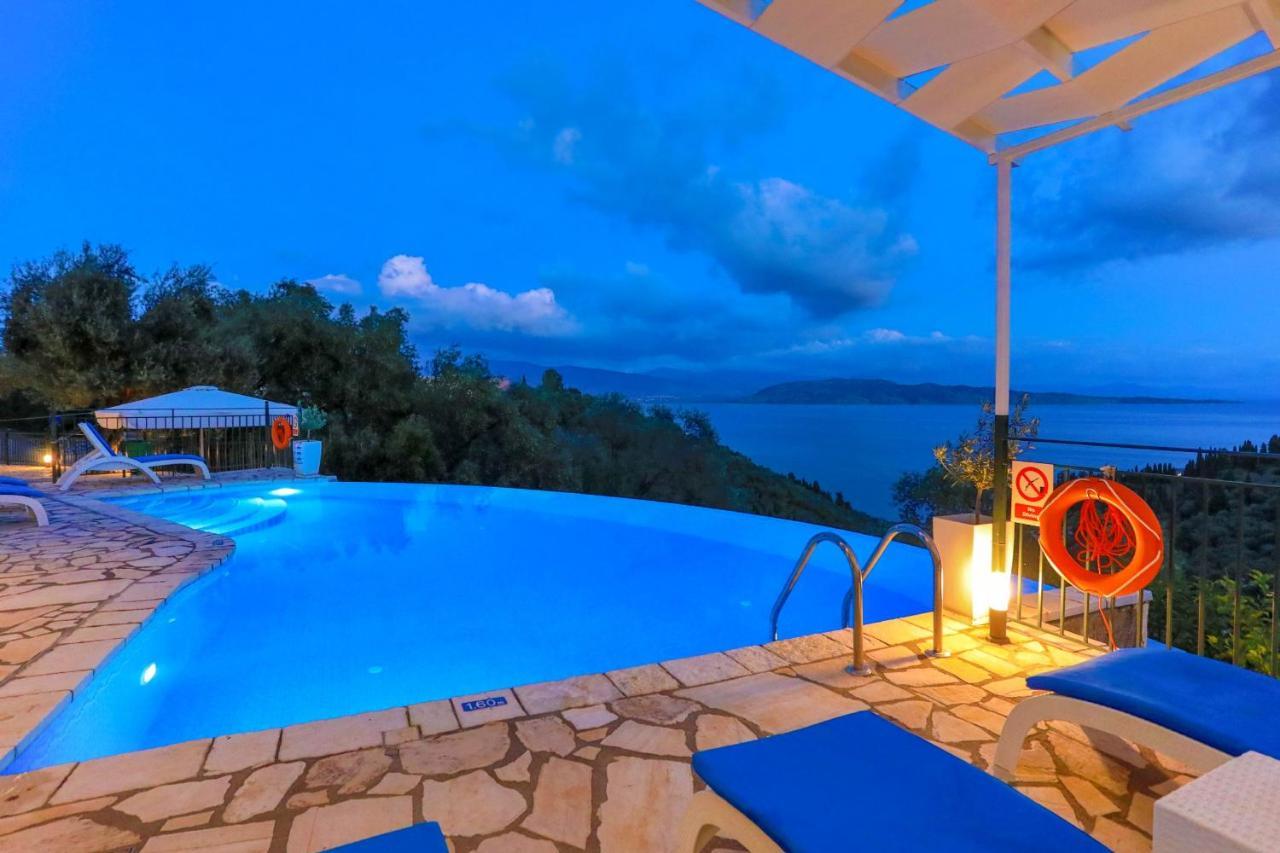 Villa Regina: Above Agni, Superb Views And Pool Kavalleraina Exterior foto