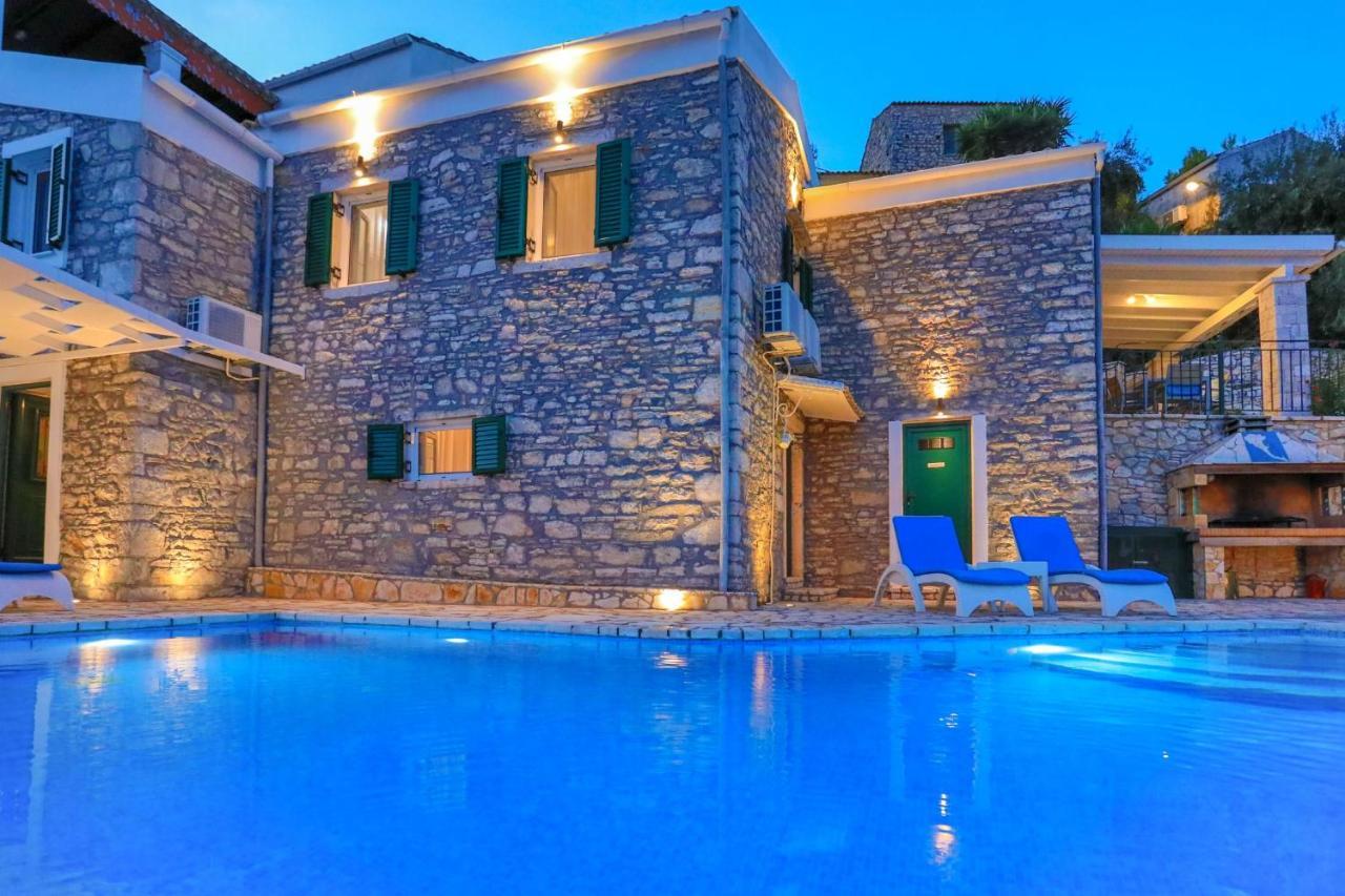 Villa Regina: Above Agni, Superb Views And Pool Kavalleraina Exterior foto